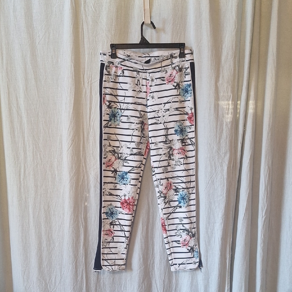 HUE Floral and Stripe Patterned Pants